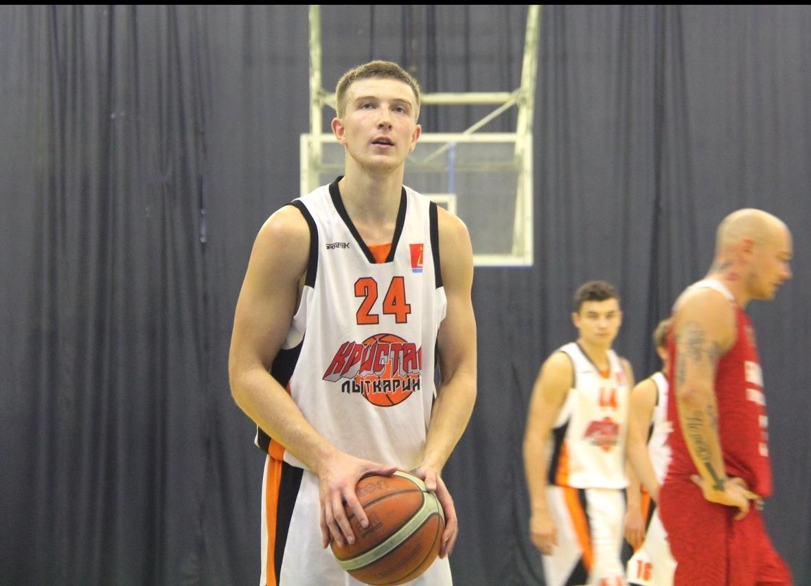 Член зала славы Ассоциация студенческого баскетбола выступает в Суперлиге Московской области